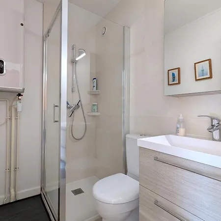 아파트 - Lumineux Avec Balcon Et Wifi, Proche - Fr-1-420-97 아르카숑