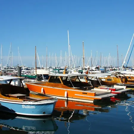 - Lumineux Avec Balcon Et Wifi, Proche - Fr-1-420-97 *